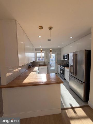 8540 CASTOR AVE, Philadelphia, PA 19152