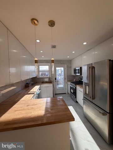 8540 CASTOR AVE, Philadelphia, PA 19152