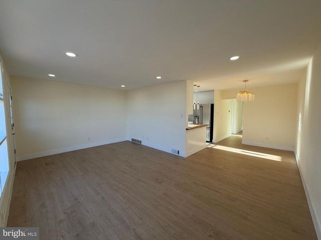 8540 CASTOR AVE, Philadelphia, PA 19152