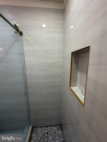 8540 CASTOR AVE, Philadelphia, PA 19152