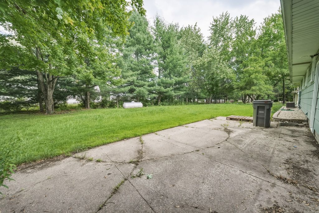 Image 35 of property listing at 7699 140th Street, Chippewa Falls, WI 54729