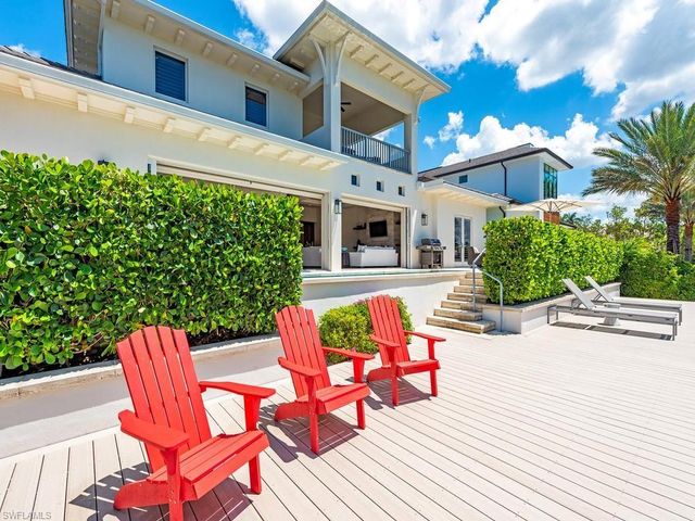 628 21st AVE S, Naples, FL 34102