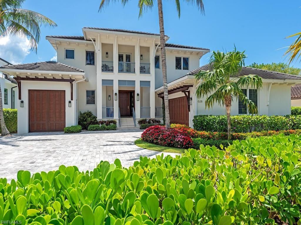 628 21st AVE S, Naples, FL 34102