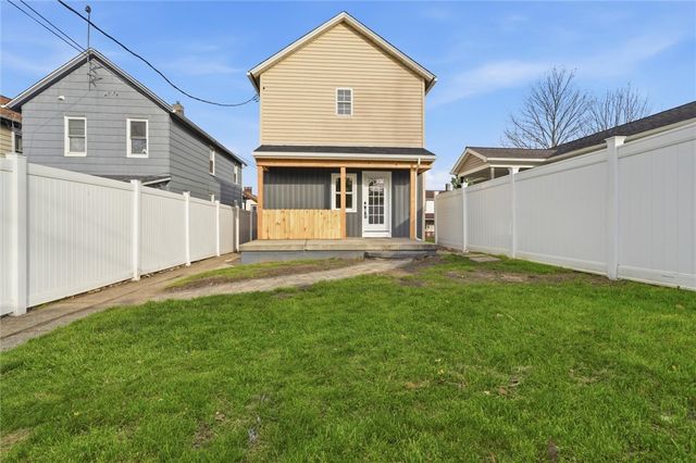 434 Lloyd Avenue, Latrobe, PA 15650
