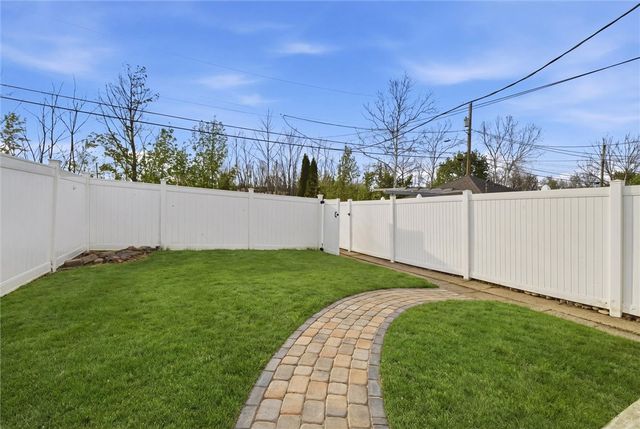 434 Lloyd Avenue, Latrobe, PA 15650