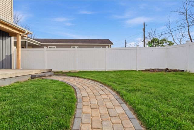 434 Lloyd Avenue, Latrobe, PA 15650