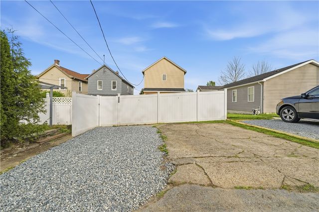 434 Lloyd Avenue, Latrobe, PA 15650