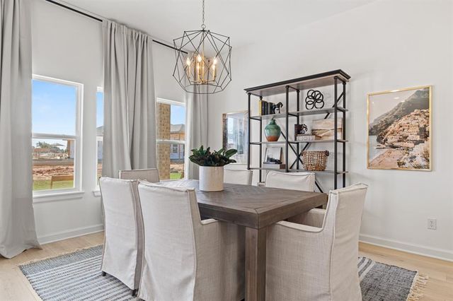 382 Rock Hollow Road, Harrah, OK 73045