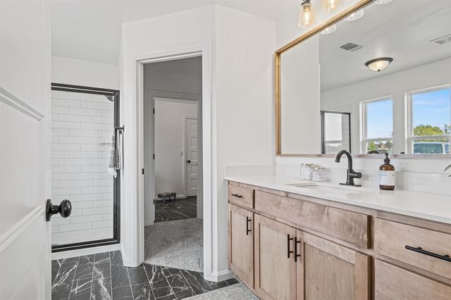 382 Rock Hollow Road, Harrah, OK 73045