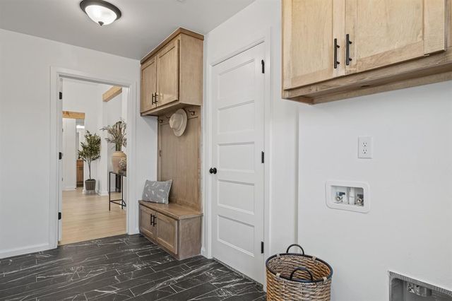 382 Rock Hollow Road, Harrah, OK 73045