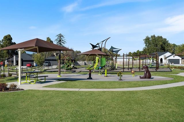 382 Rock Hollow Road, Harrah, OK 73045