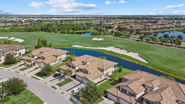 5836 WAKE FOREST RUN 102, Bradenton, FL 34211
