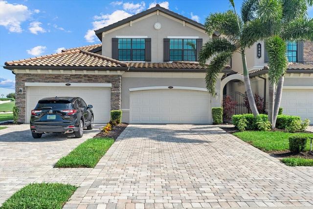 5836 WAKE FOREST RUN 102, Bradenton, FL 34211