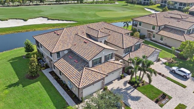 5836 WAKE FOREST RUN 102, Bradenton, FL 34211