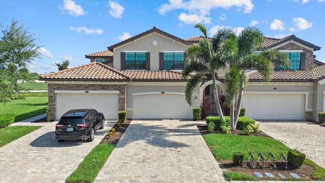 5836 WAKE FOREST RUN 102, Bradenton, FL 34211