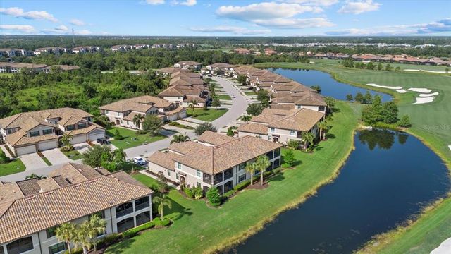 5836 WAKE FOREST RUN 102, Bradenton, FL 34211