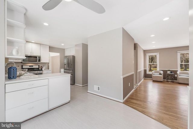 11433 BEECHGROVE LN, Potomac, MD 20854