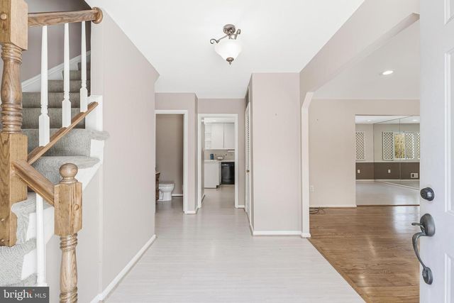 11433 BEECHGROVE LN, Potomac, MD 20854