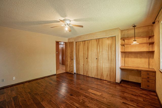 10 Donna Way, Central Point, OR 97502