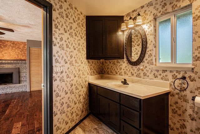 10 Donna Way, Central Point, OR 97502