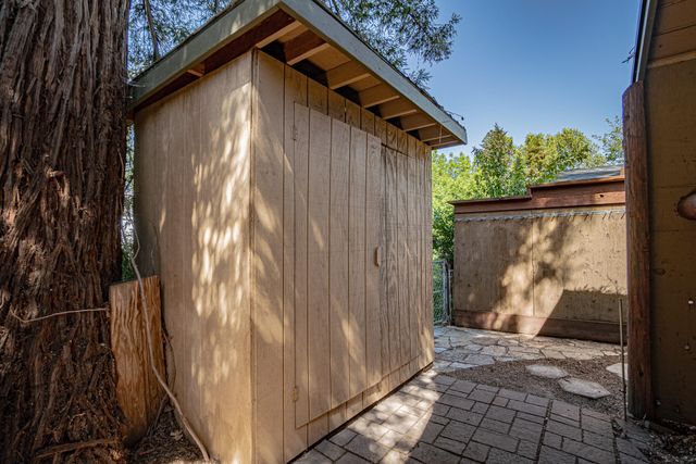 10 Donna Way, Central Point, OR 97502