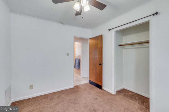 443 FLANDERS RD, Bellmawr, NJ 08031