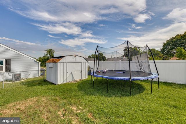 443 FLANDERS RD, Bellmawr, NJ 08031