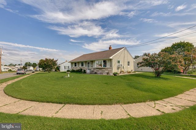 443 FLANDERS RD, Bellmawr, NJ 08031