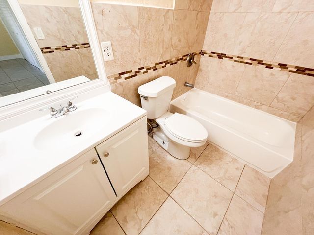 12419 Westhampton Circle, Wellington, FL 33414