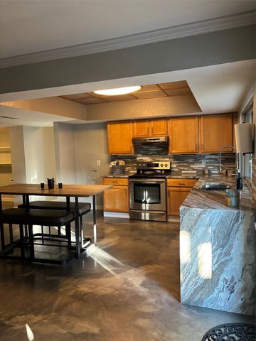 5024 Pemberton Lane, The Colony, TX 75056