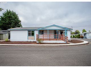 1199 N TERRY St 228, Eugene, OR 97402