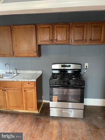 7117 ATLANTIC AVE, Upper Darby, PA 19082