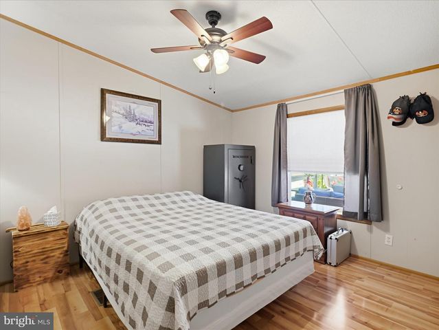 9595 GARLAND DR, Saint Thomas, PA 17252