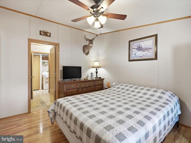 9595 GARLAND DR, Saint Thomas, PA 17252