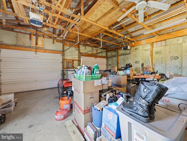 9595 GARLAND DR, Saint Thomas, PA 17252