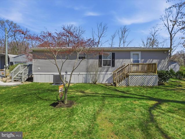 9595 GARLAND DR, Saint Thomas, PA 17252