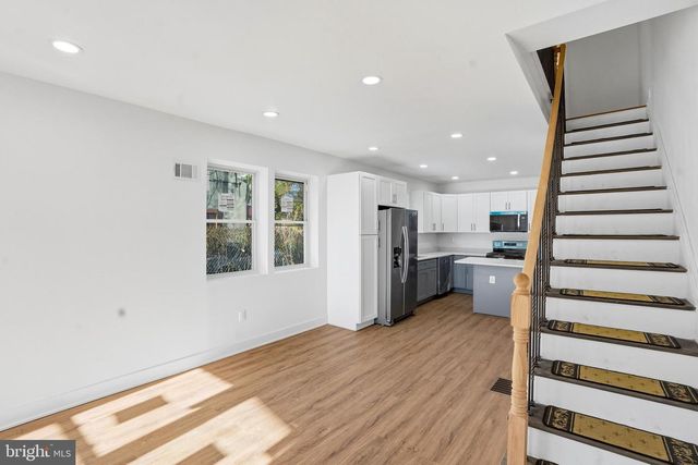 1281 JACKSON ST, Camden, NJ 08104