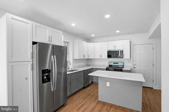 1281 JACKSON ST, Camden, NJ 08104