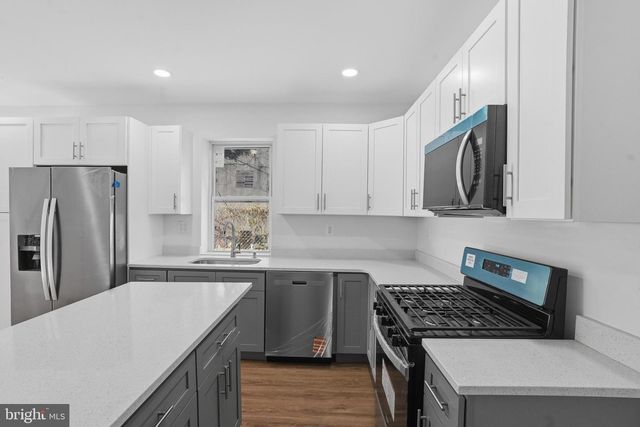 1281 JACKSON ST, Camden, NJ 08104