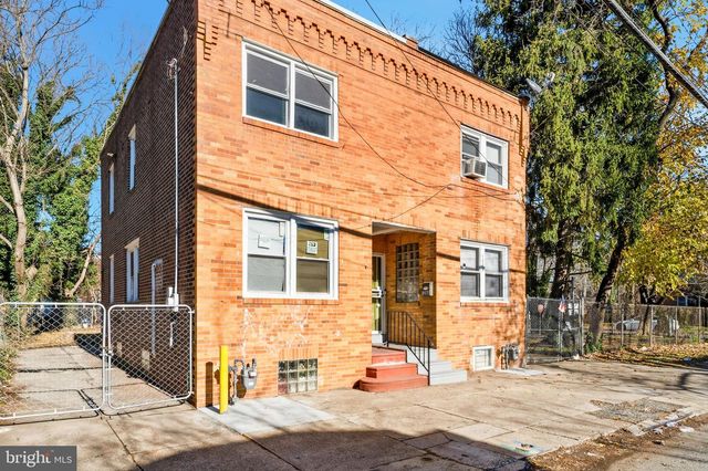 1281 JACKSON ST, Camden, NJ 08104