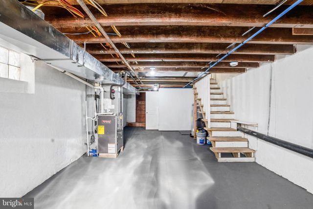 1281 JACKSON ST, Camden, NJ 08104