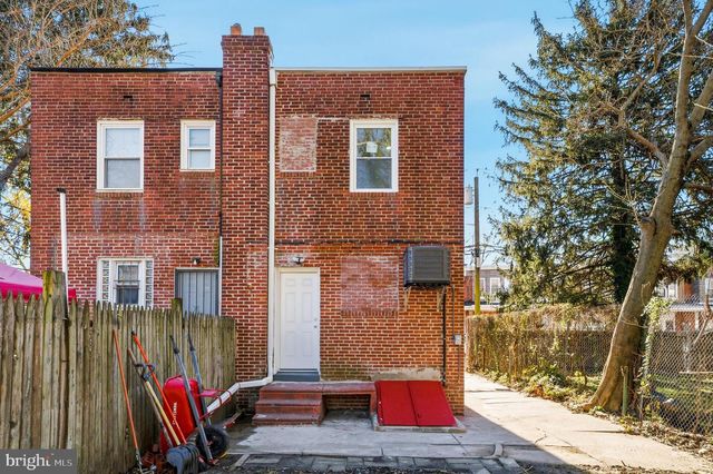 1281 JACKSON ST, Camden, NJ 08104