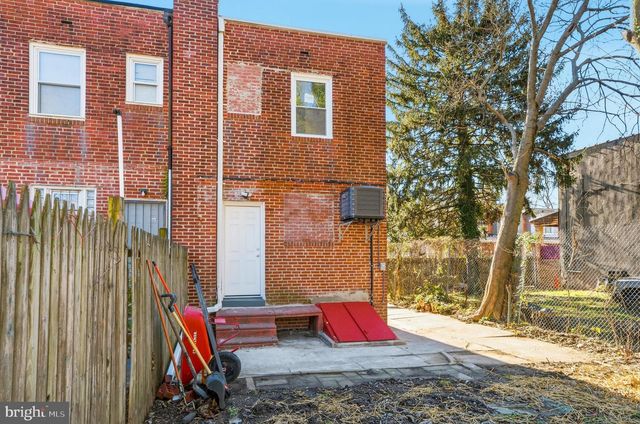 1281 JACKSON ST, Camden, NJ 08104