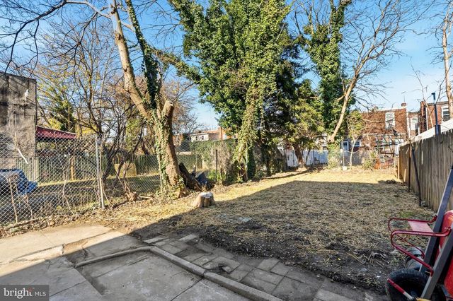 1281 JACKSON ST, Camden, NJ 08104