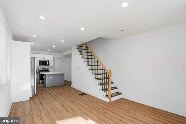 1281 JACKSON ST, Camden, NJ 08104