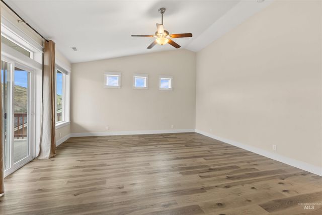 18018 N Streams Edge Way, Boise, ID 83714