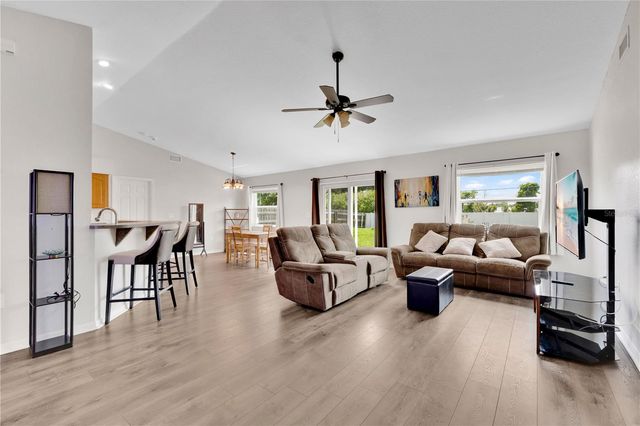6315 HAMPTON POINTE CIRCLE, Lakeland, FL 33813