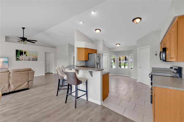 6315 HAMPTON POINTE CIRCLE, Lakeland, FL 33813