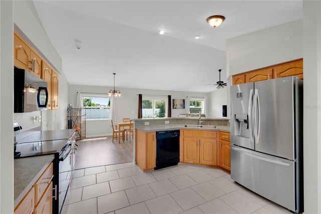 6315 HAMPTON POINTE CIRCLE, Lakeland, FL 33813