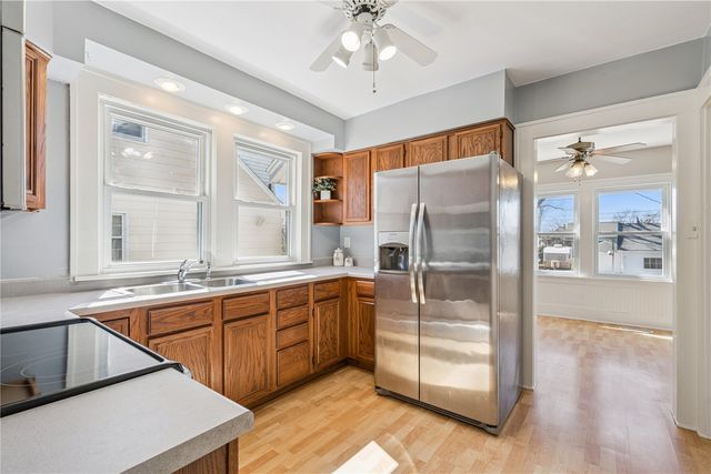 1047 Daniels Street NE, Cedar Rapids, IA 52402